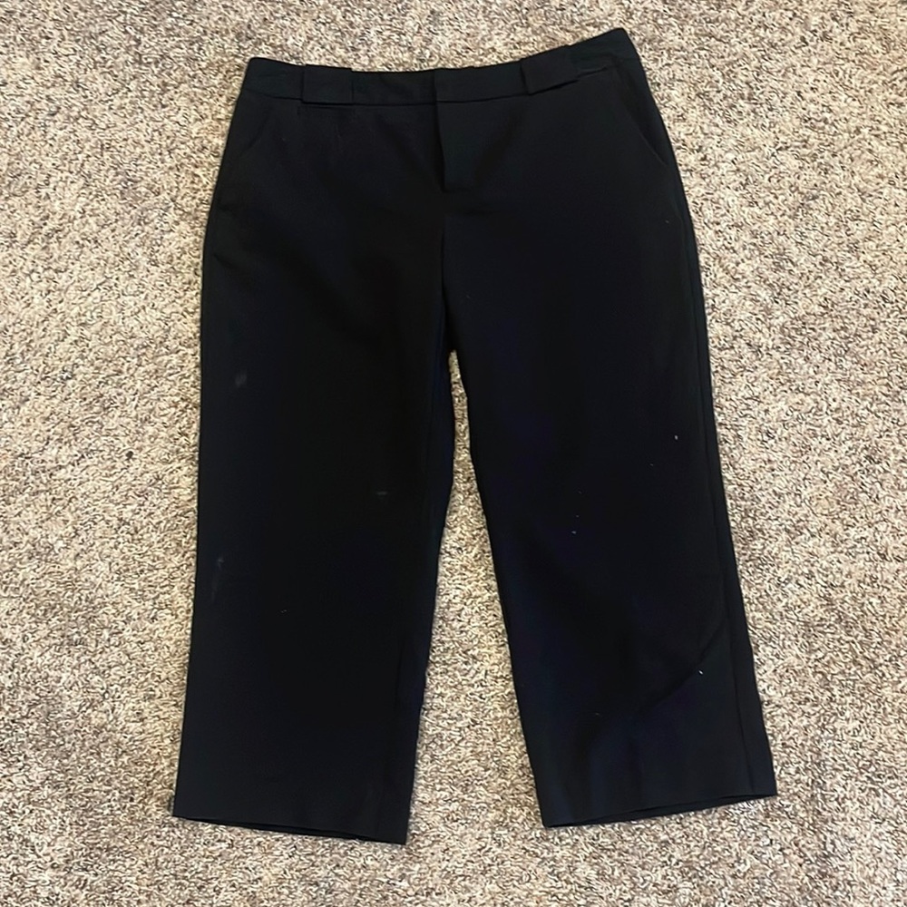 Black dress capris
